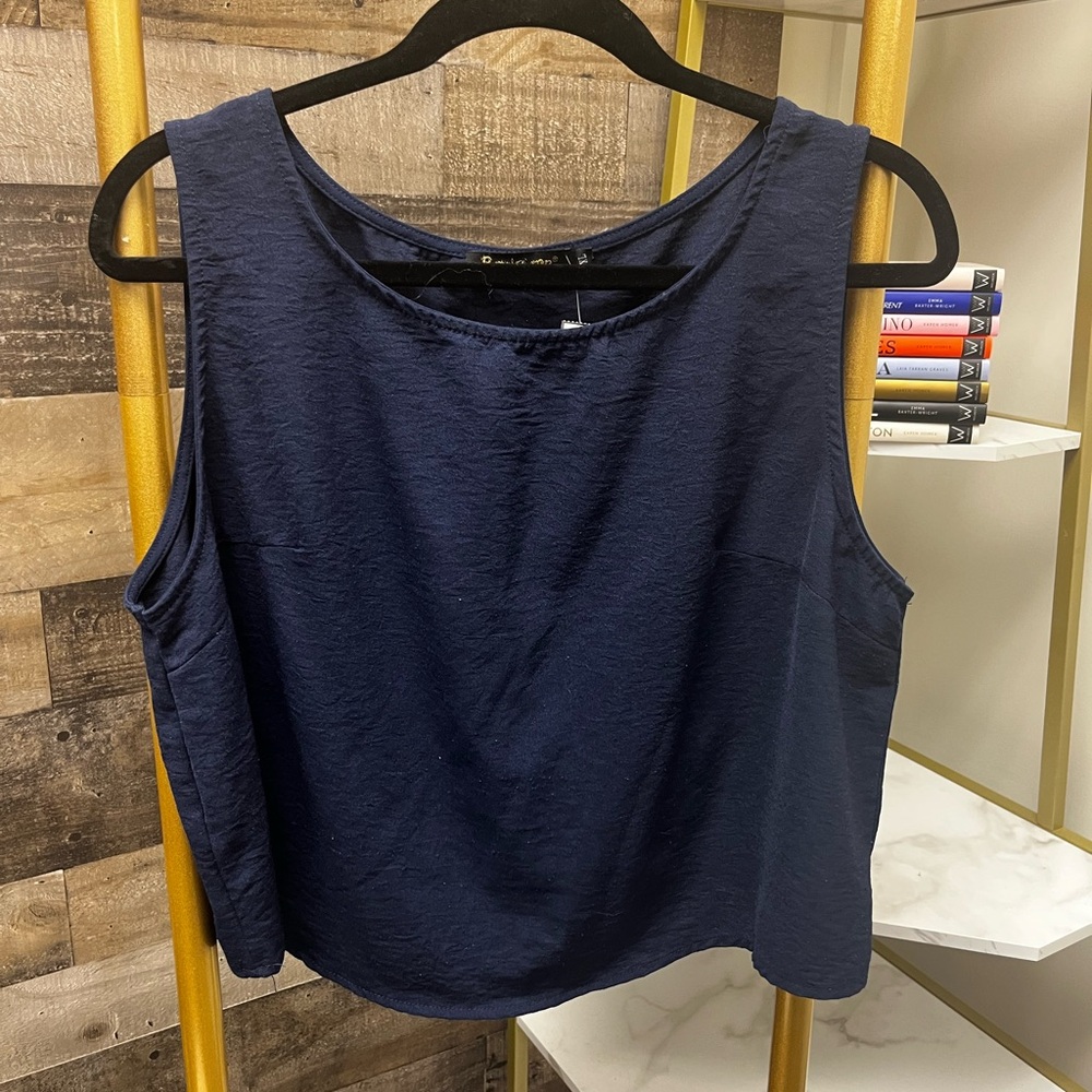 Roylamp Women’s Two-Piece Basic Top & Cropped Pan… - image 2